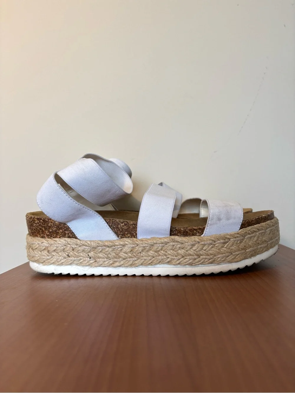 Steve Madden Kimmie White Platform Espadrille Sandals size 9 Everyday essential